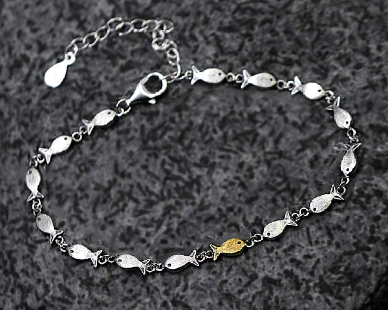 Gegen den Strom Armband