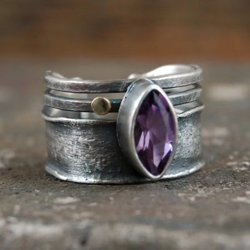Vintage Mondstein Ring